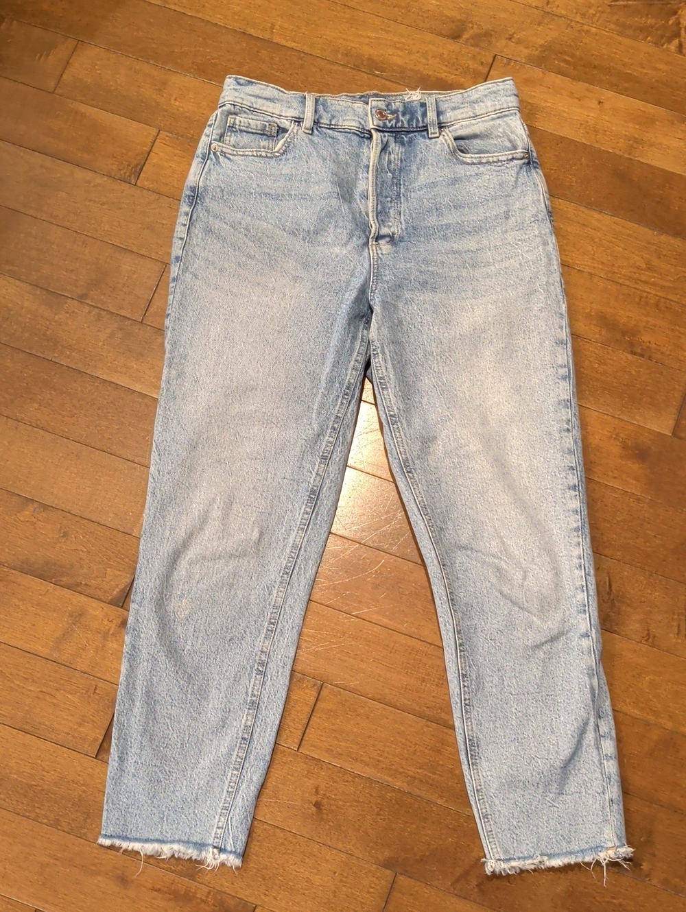 Classic High-Rise Light Blue Women's Jeans